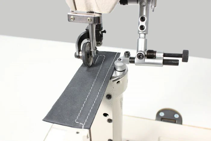 Techsew - 810 PRO-SR Post Bed Roller Foot - Image 4