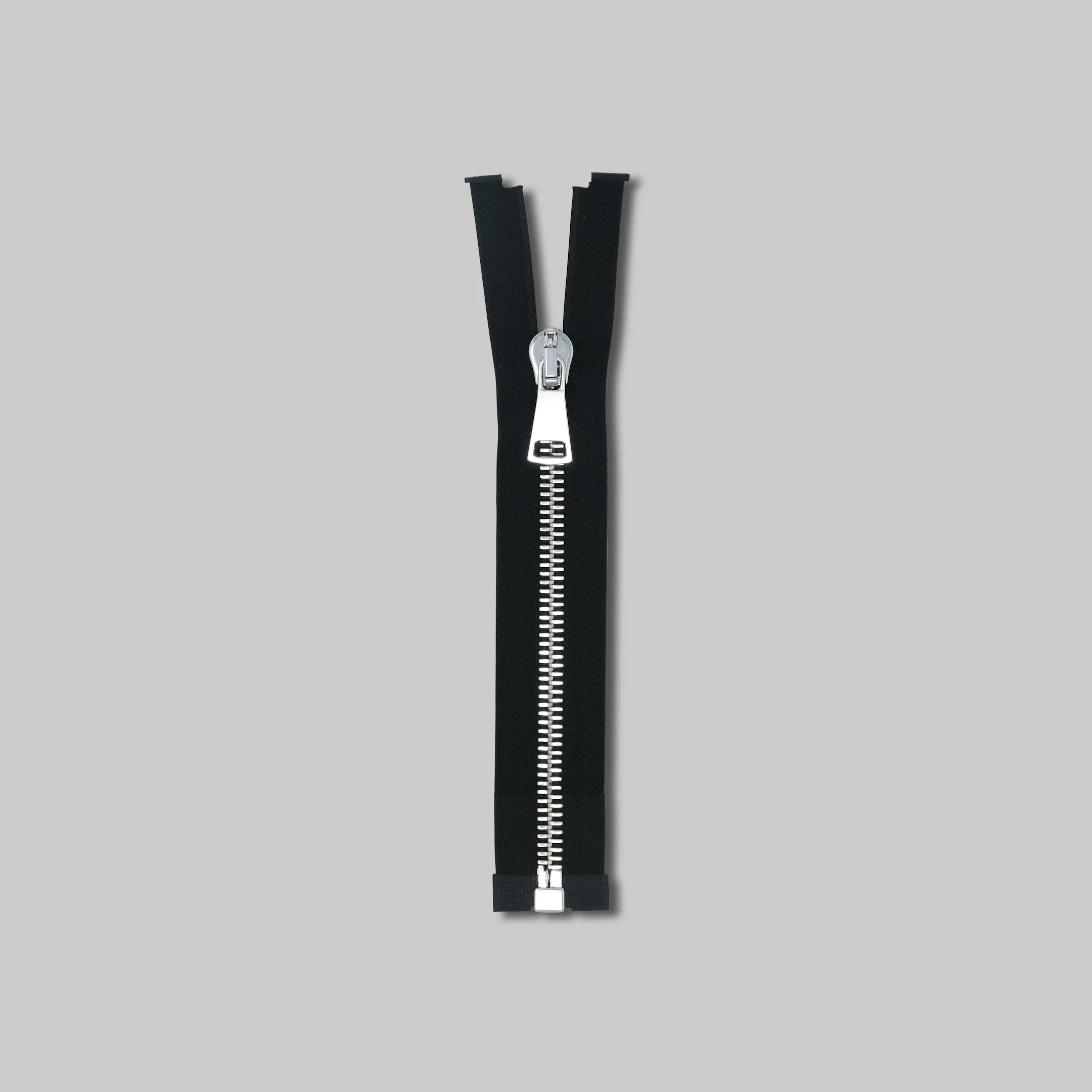 RACCAGNI Super R Zipper / Black tape - SEPARATING - Image 3