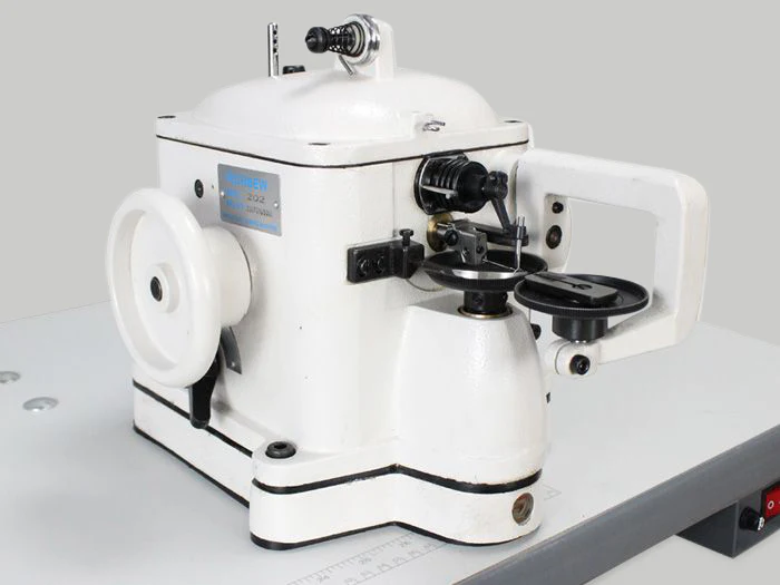 Techsew - 202 Industrial Fur / Sheepskin Sewing Machine