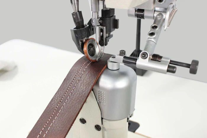 Techsew - 830 PRO-SR Post Bed Roller Foot - Image 3
